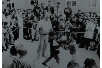 Cosima von Bonin, Ohne Titel | Kunstmiete |