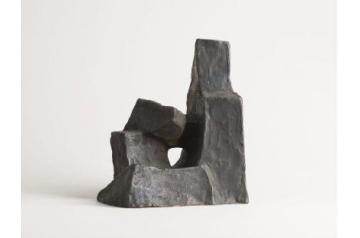 Fritz Wotruba, Kleine Sitzende Figur [ SAV26 ]